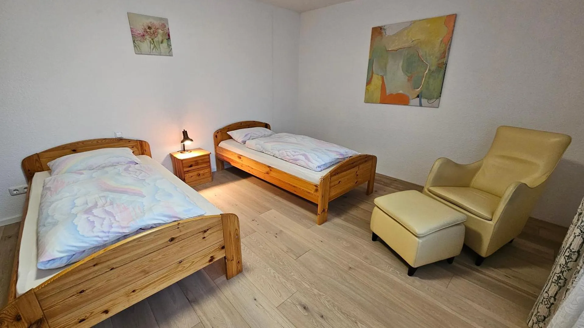 Bei Fuerstenfeldbruck Landsberg Ferienwohnung In Moorenweis Ot Duenzelbach Beim Binegger